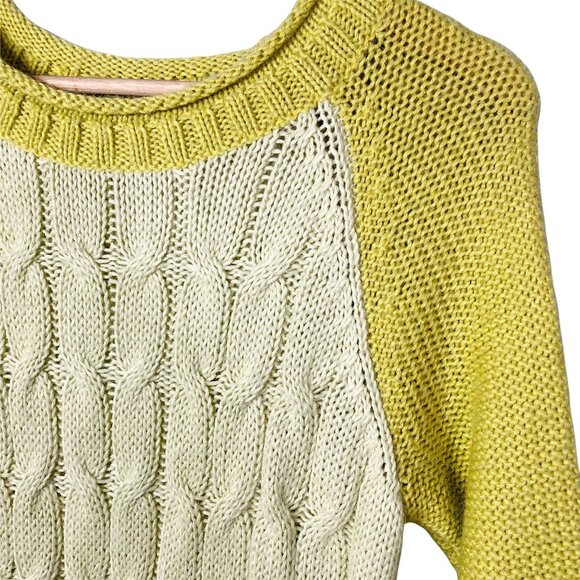 Mossimo Womens Cable Knit Pullover Sweater u Junior Size Large Yellow Green - Picture 2 of 5